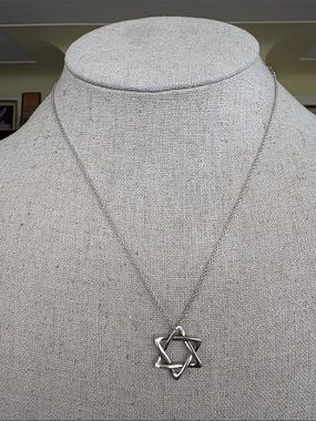 Tiffany & Co. Elsa Peretti Star of David Necklace 925 Sterling Silver (050726)